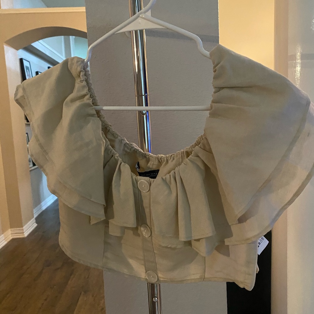 BROWN OFF THE SHOULDER TOP